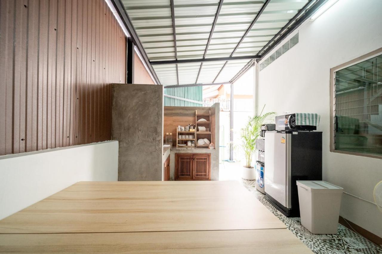 Socialer Coliving & Coworking Space Chiang Mai Ngoại thất bức ảnh