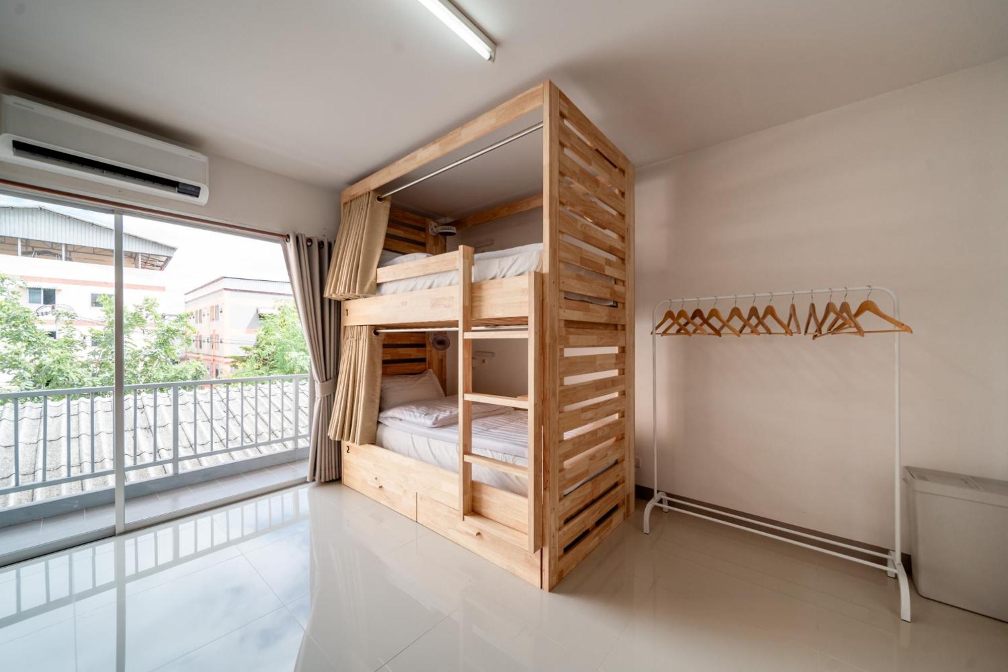 Socialer Coliving & Coworking Space Chiang Mai Ngoại thất bức ảnh