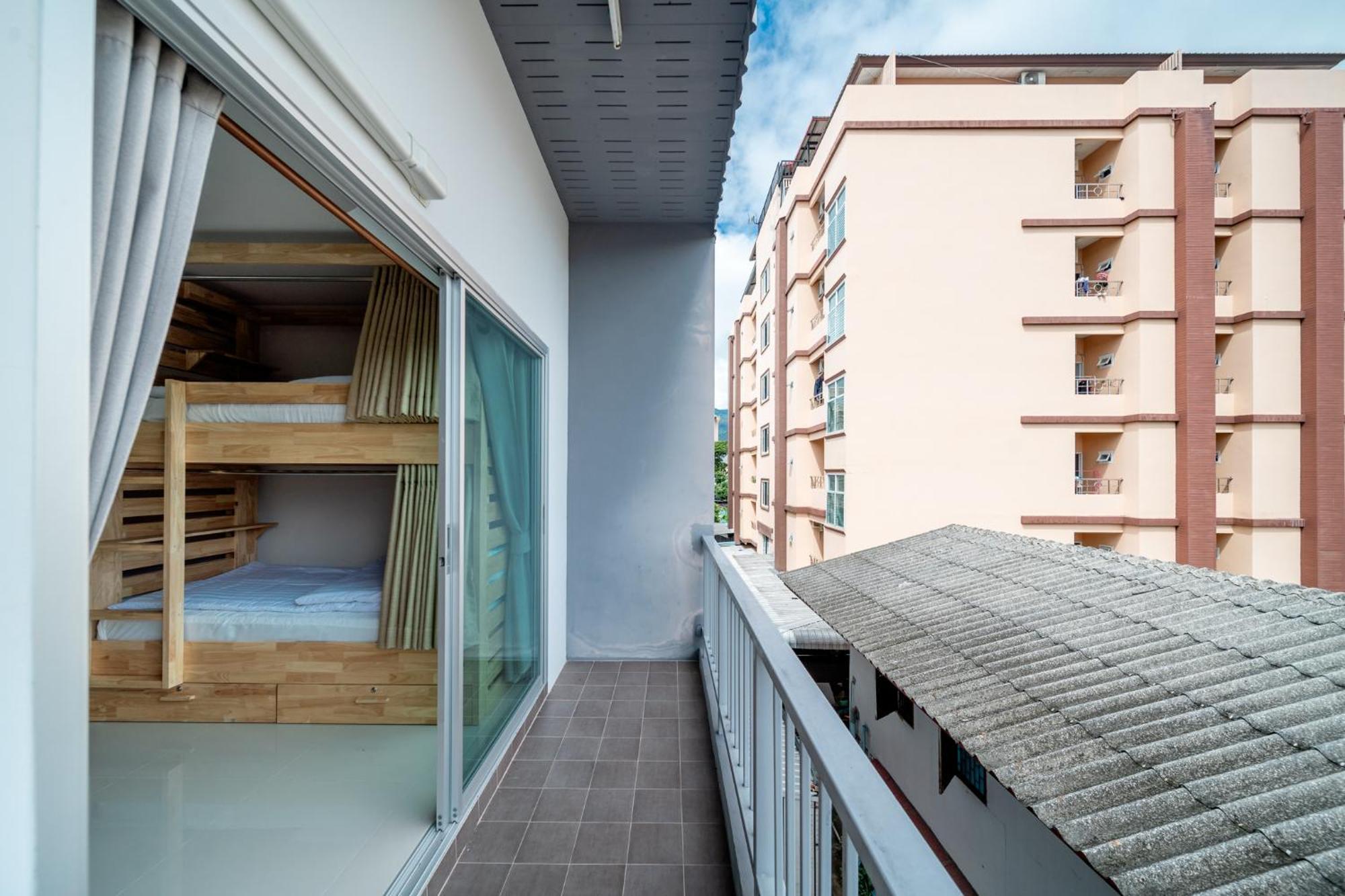 Socialer Coliving & Coworking Space Chiang Mai Ngoại thất bức ảnh